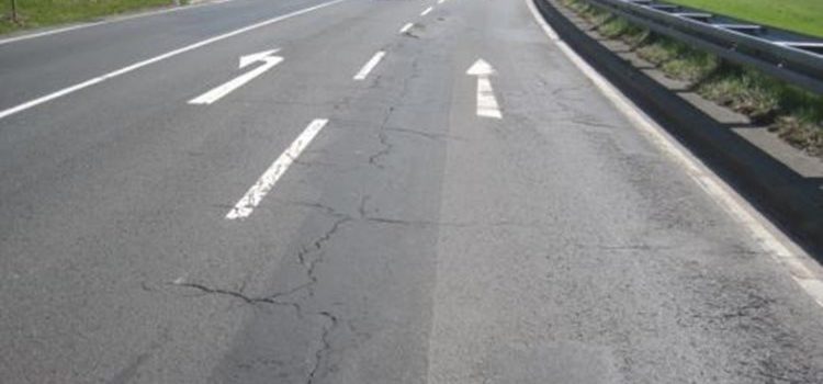 Grundhafte Erneuerung L3044/L3045 zwischen Ewersbach und Steinbrücken Grundhafte Erneuerung L3044/L3045 zwischen Ewersbach und Steinbrücken